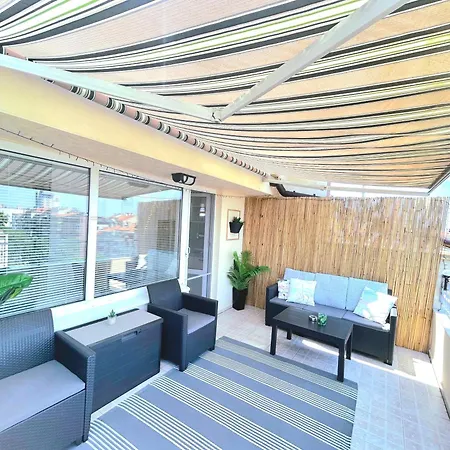 Sea Vibes With Great Terrace And Sea View Appartamento *