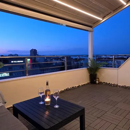 Sea Vibes With Great Terrace And Sea View Διαμέρισμα